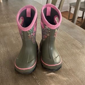 Bogs toddler size 8